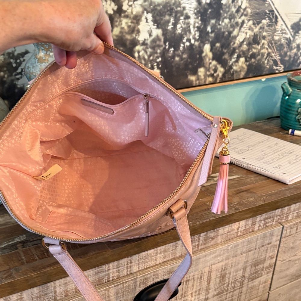RARE kate spade leather Larchmont avenue logo penny tote, soft pink colour - Picture 9 of 9